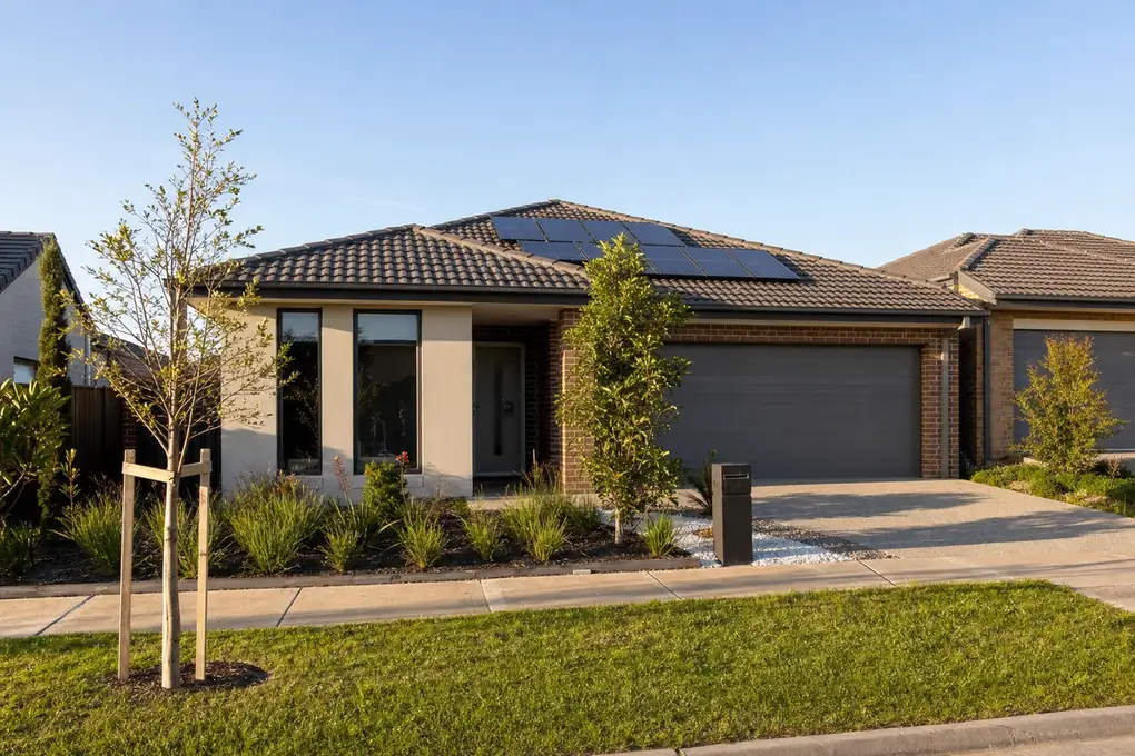 Solar battery system in the internal garage of a Craigieburn northern corridor estate home, with rooftop solar panels optimally placed on the north-facing roof slope